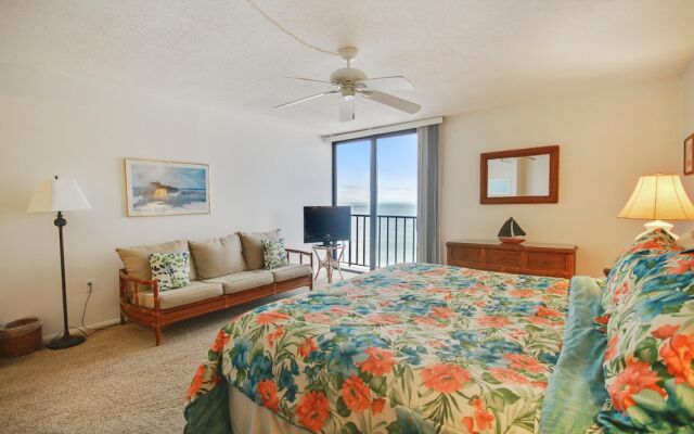 Trillium 5B Beach Front With Private Balcony/amazing Gulf Views!