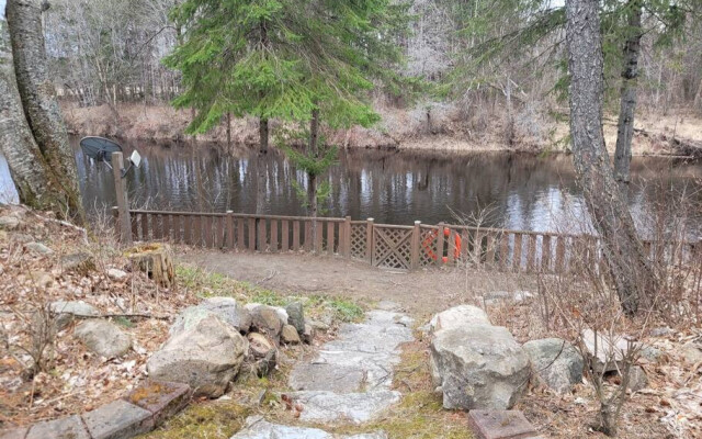 Whispering Pines Riverside Retreat