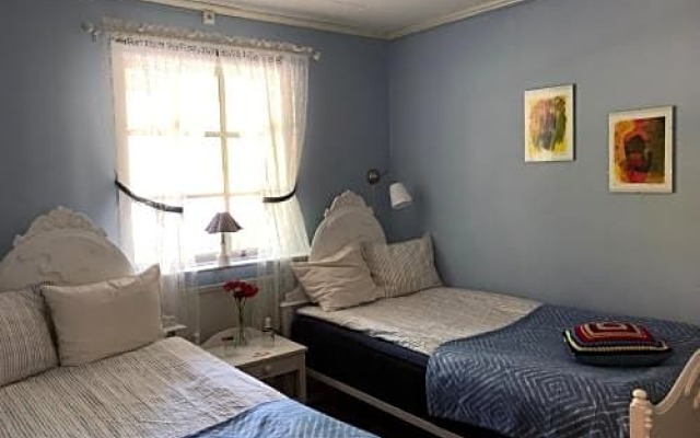 Stenhälla Bed&Breakfast