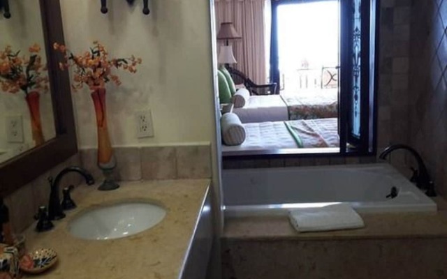 Confortable Family Suite 2BD at Cabo San Lucas