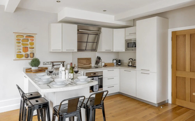 Superior Stays Luxury Apartments - Bath City Centre