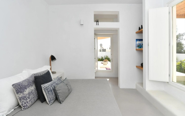 Thiro Villas Santorini