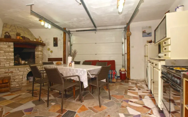House 1599