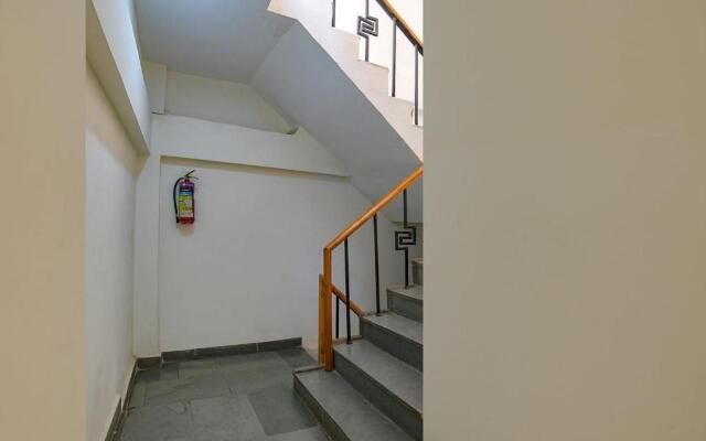 Fabhotel Easy Stay