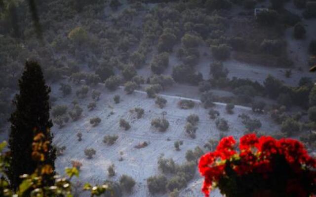 Vateri Guest House