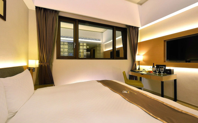 Tsun Huang Hotel
