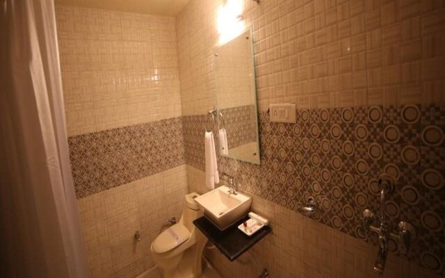 Royal Rosette Lake View Boutique Hotel