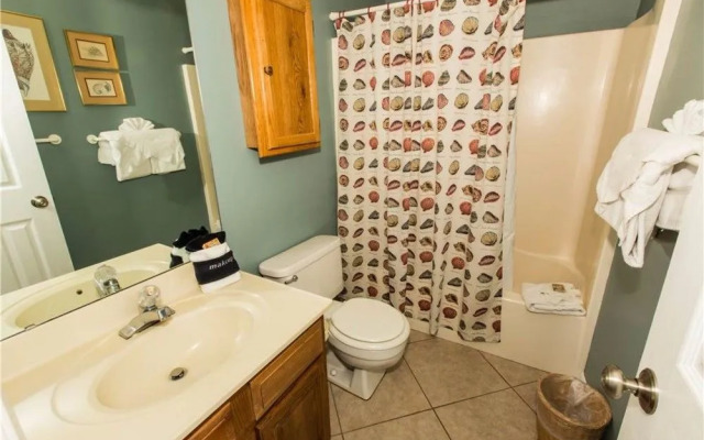 Sandpiper Cove 1129 2 Bedroom Condo by RedAwning