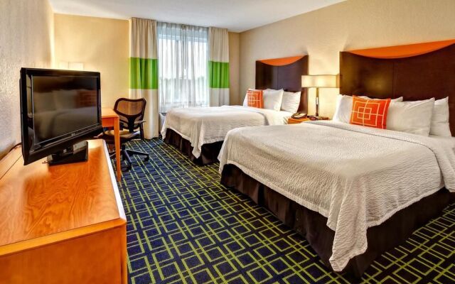 Fairfield Inn & Suites Naples