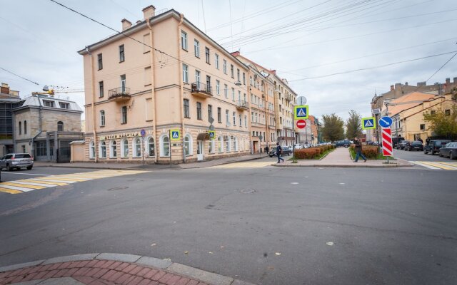 Апартаменты «Гости Любят в Калифорнии» на Черняховского