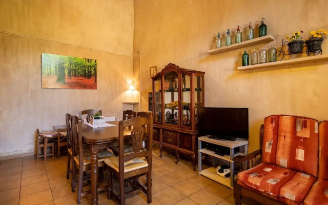 Can Cirera, Rural House In Girona