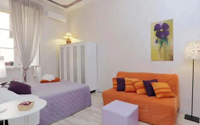 Il Tulipano Colosseo apartment Rome
