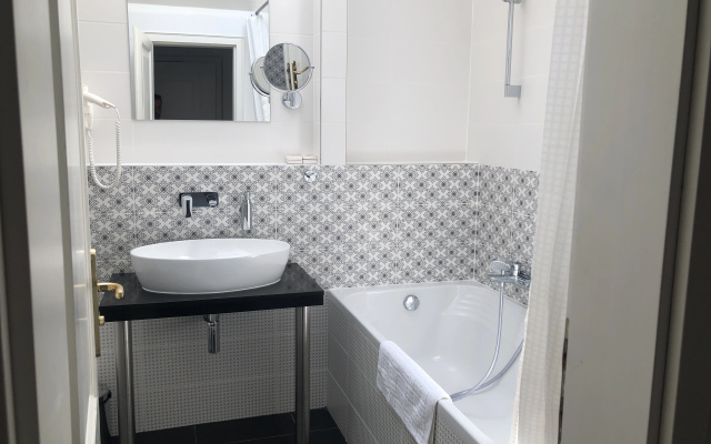 EA ApartHotel Melantrich