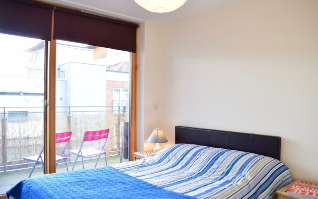 1 Bedroom Apartment On River Laffey