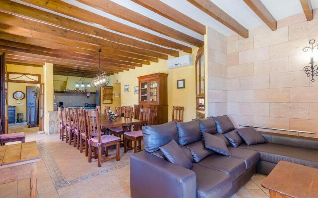 CAN SALAT - Villa for 9 people in Lloseta.