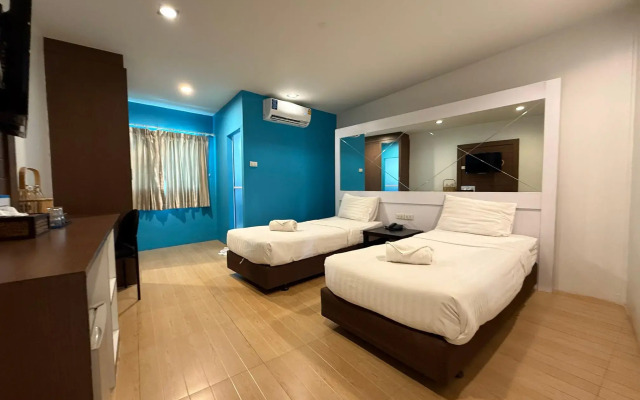 Bed by Cruise at Samakkhi-Tivanont