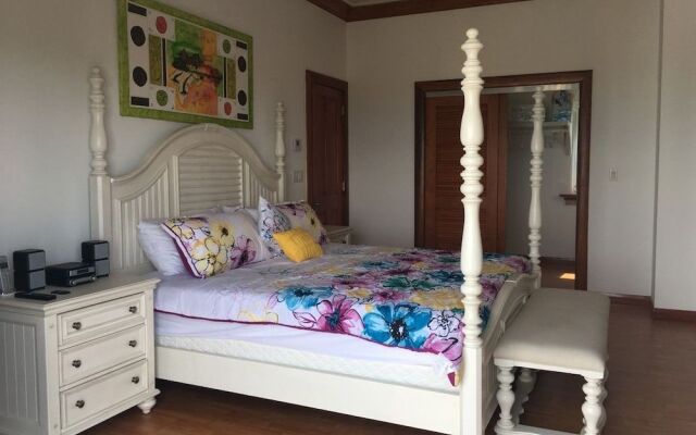 Blue Orchid Villa