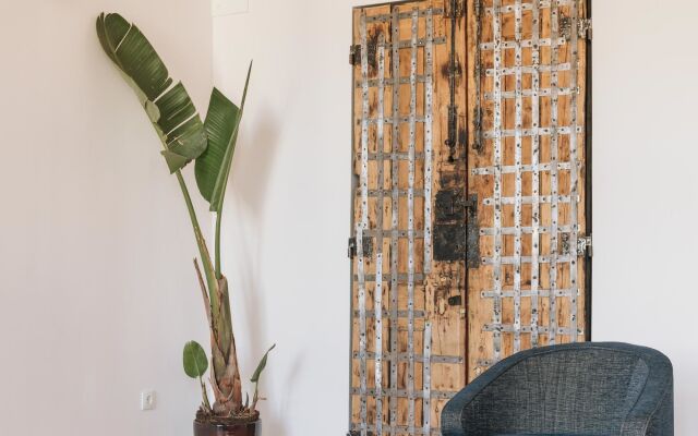 The Visionaire Apartments