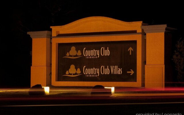 Country Club Villas