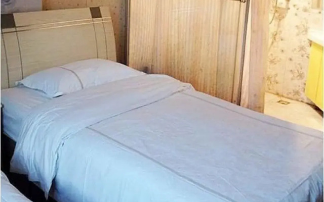 Beichuan Yijia Business Inn