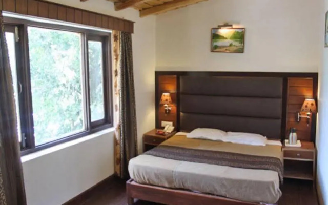 Mount N Mist Hotel