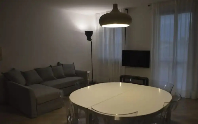 V12 Apartments - Trecate