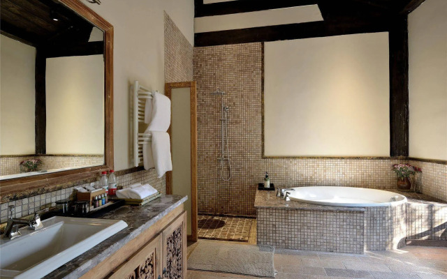 Blossom Hill Inn Lijiang Skyland