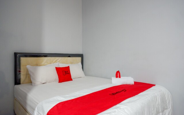 RedDoorz @ Hotel Grand Aulia Majene