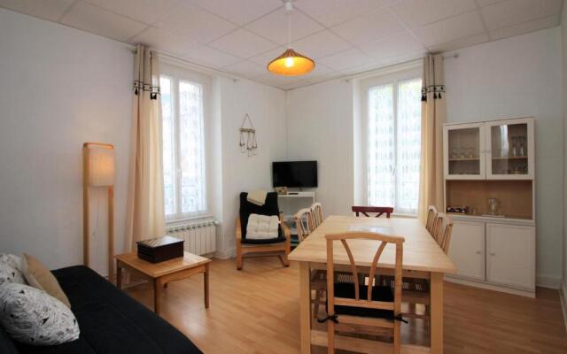 Appartement La Bourboule, 4 pièces, 6 personnes - FR-1-608-39