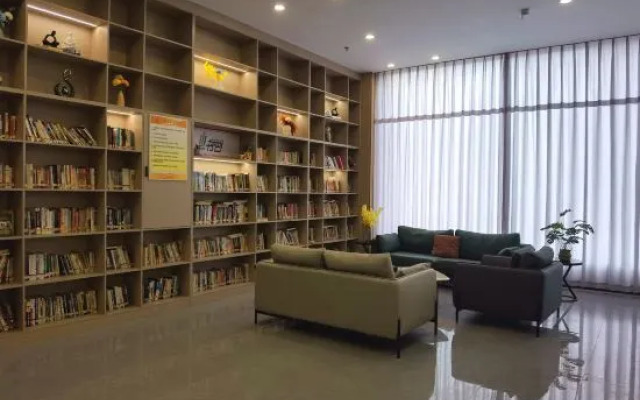 Royal Hot Spring Theme Inn