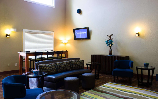 Best Western Plus Menomonie Inn & Suites