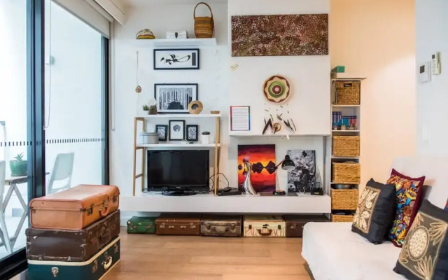 Eclectic 1 Bedroom South Yarra Hideaway