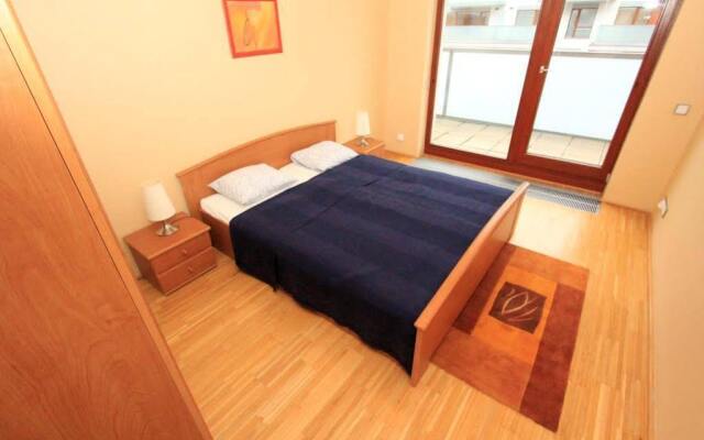 River Diamond Apartment