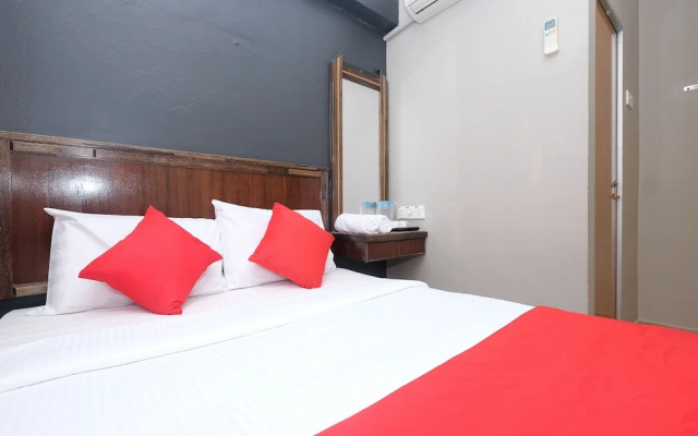 Nice Stay Hotel by OYO Rooms
