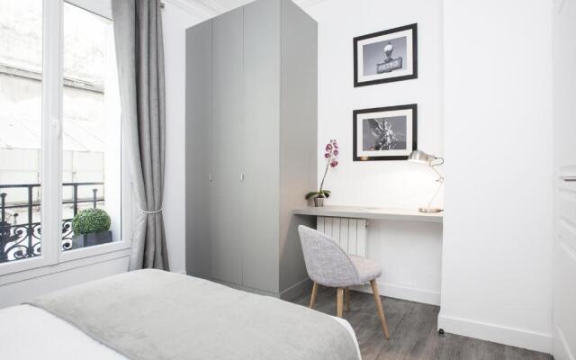 The Residence - Luxury 2 Bedroom Paris Center