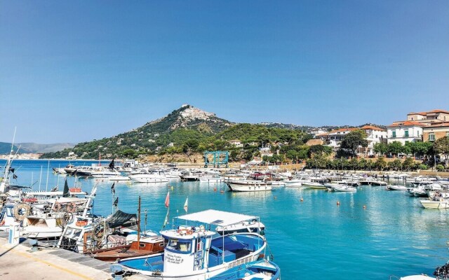 Amazing Apartment in Castellabate SA With 2 Bedrooms