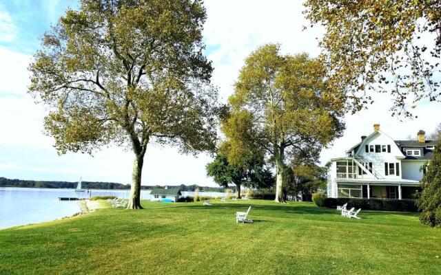 Sandaway Suites & Beach