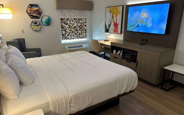 La Quinta Inn & Suites by Wyndham Macon West