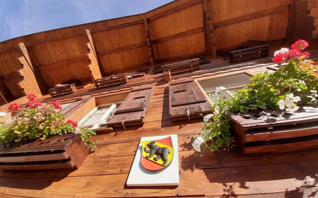 Karis Sch r Lenk in Lenk