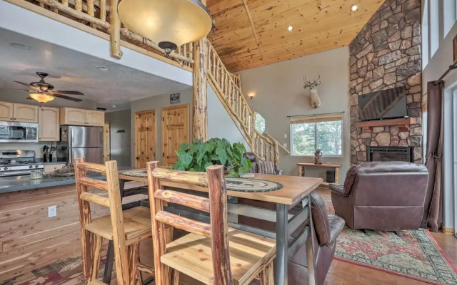 Cabin w/ Deck & Fire Pit in Duck Creek Village