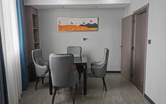 Aeston Hotel
