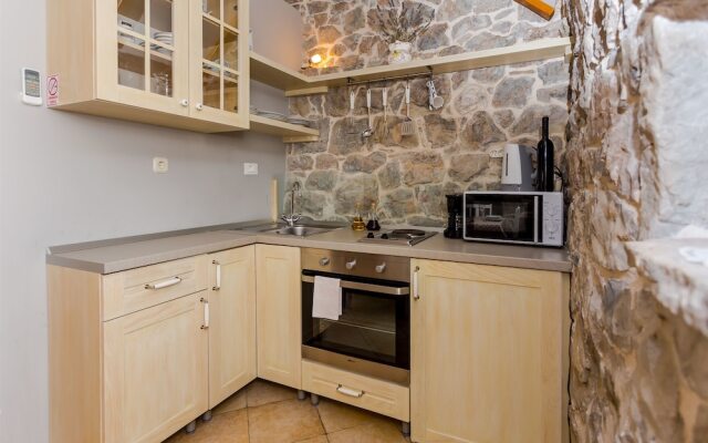 House Gordana