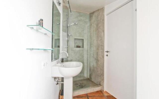 Luxury Art Apt With Terrace In Trastevere