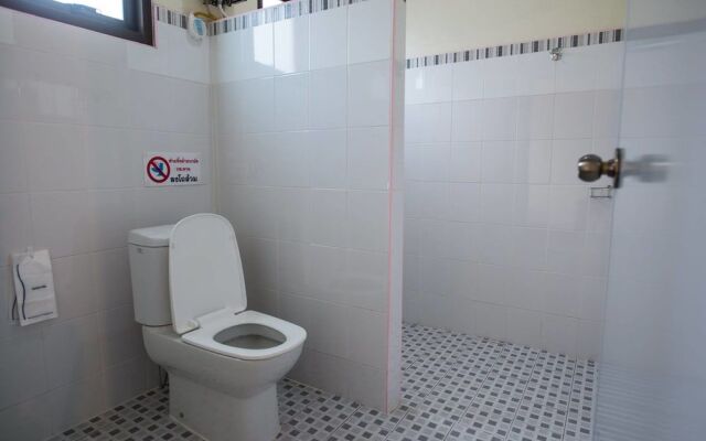 Chiang Kham Tilue Resort