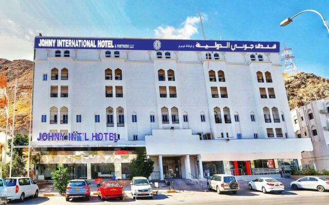 Johny International Hotel