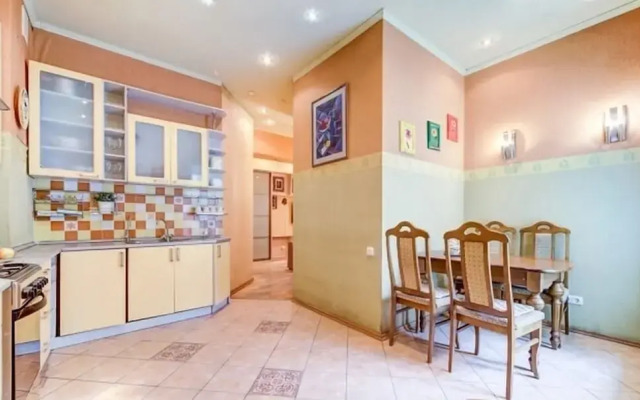 Апартаменты Welcome Home, Большая Московская 9