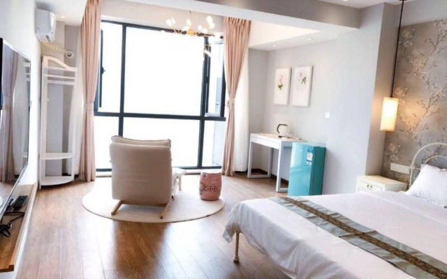 Ou Ran Jian Hotel