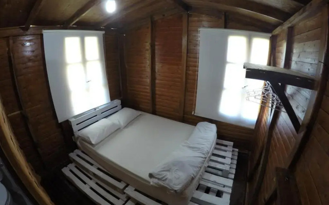 Kabak Mamma's Hostel (Adult Only)