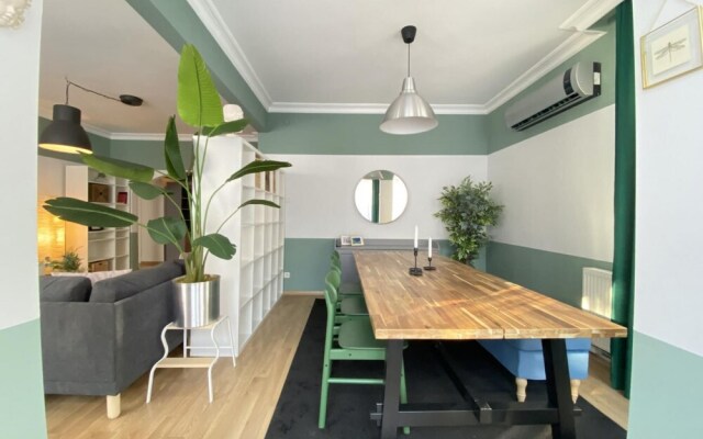 Missafir Superb Flat Near Bagdat Street in Kadikoy
