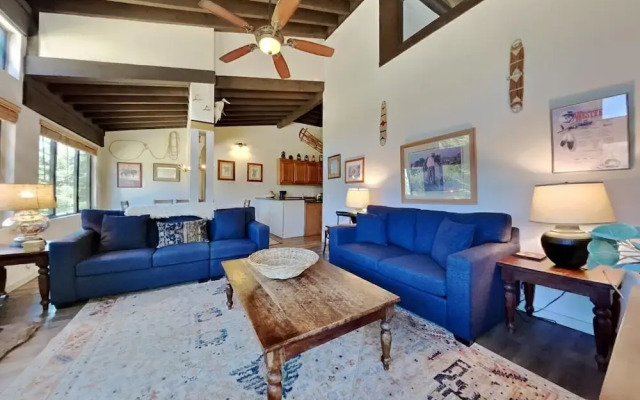 Remodeled Spacious Condo - Next to Car Charging, Hot Tubs, Village Gondola by RedAwning